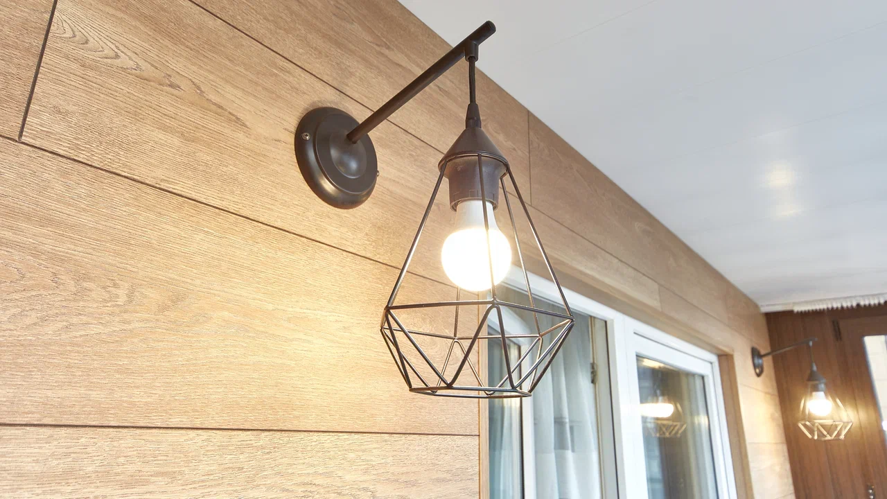 Отделка балконов под ключ в Химках